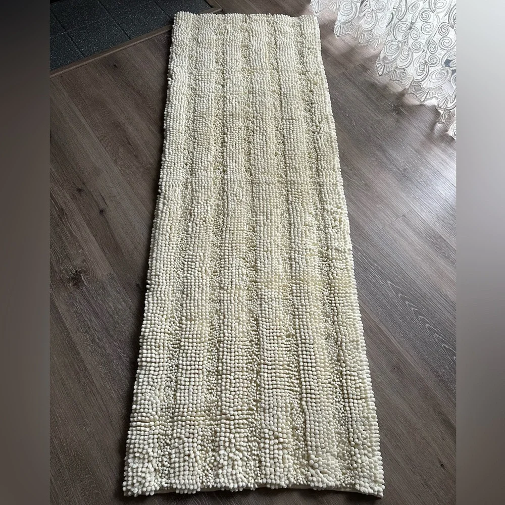 Easy-Going Plush Runner Rug 70x24 NWT Anti-Slip, Washable